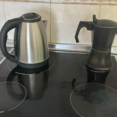 En Junto Al Paseo Maritimo