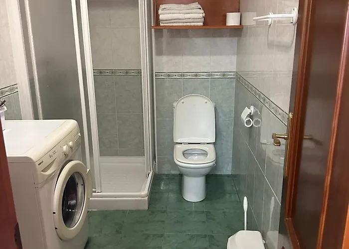 En Junto Al Paseo Maritimo